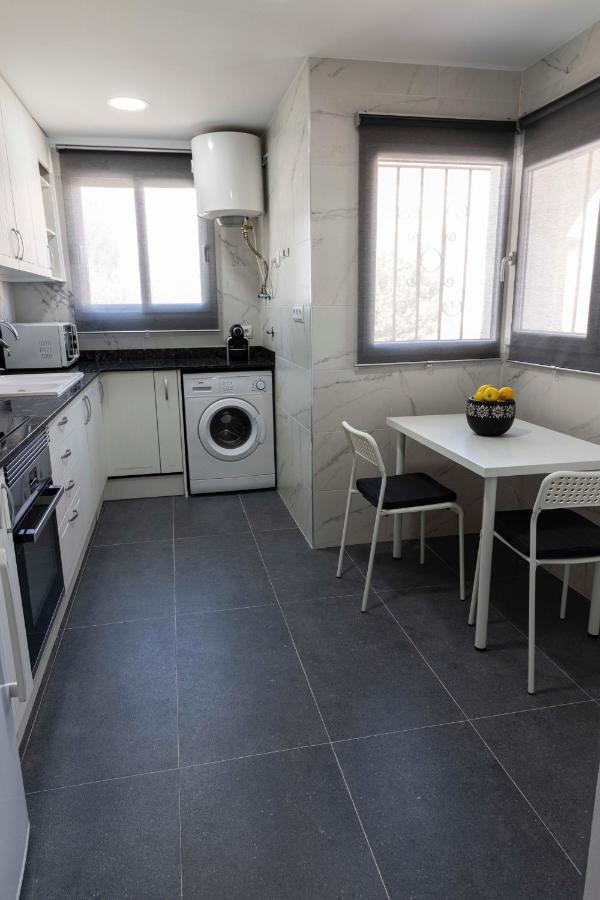 Apartamentos Maruja Roig 1 Playa Sur Peñíscola Екстериор снимка
